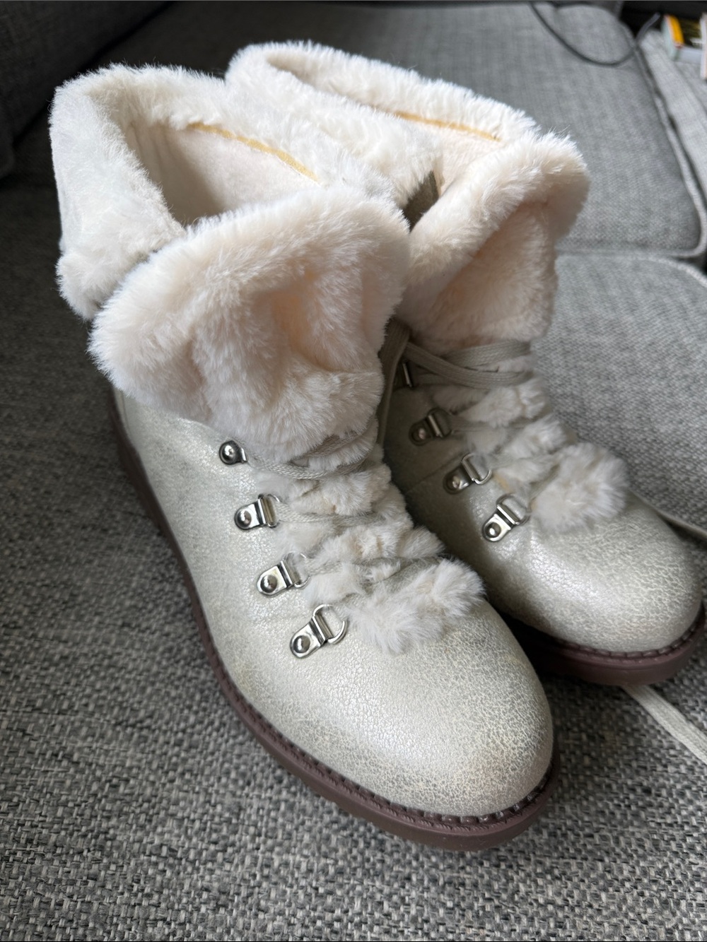 Portland Boot Company Women's Madeline Faux Fur Hiker Boot Cream Metallic Size 9